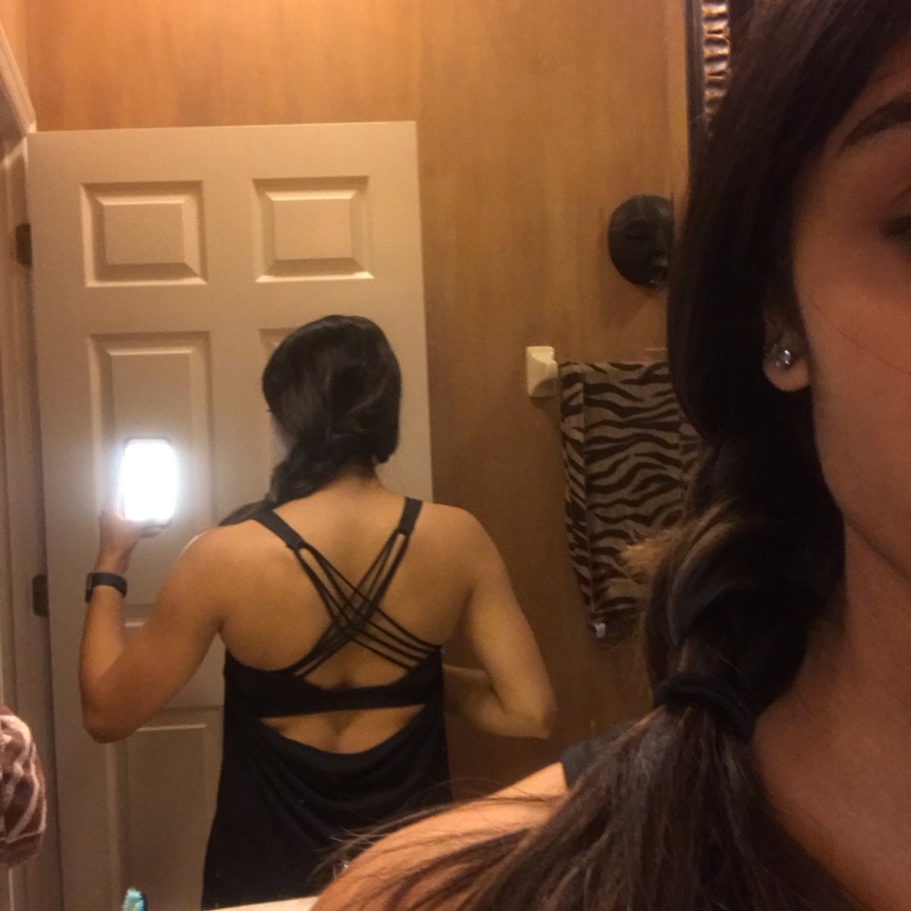 Black H&M workout tank with open back